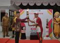 Bupati Aceh Barat Terima Api PON XXI