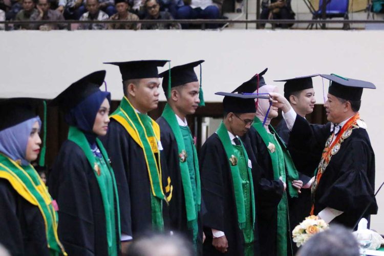 Wisuda ke-162, USK Luluskan 2.353 Mahasiswa dari Sarjana hingga Doktor