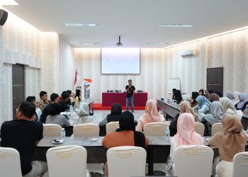 Pelajar dan Komunitas di Aceh Dibekali Workshop Menulis Cerita Sastra dan Bahasa