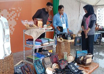 Produk UMKM Aceh Besar Laris Manis di Venue PON XXI Aceh – Sumut