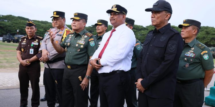 Pj Gubernur Aceh Ingatkan ASN Netral di Pilkada: Jika Melanggar, Saya Tindak!