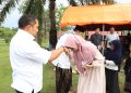 Peringatan Maulid Nabi di Balee Beut Meuligoe, Pj Bupati Aceh Besar Santuni Anak Yatim
