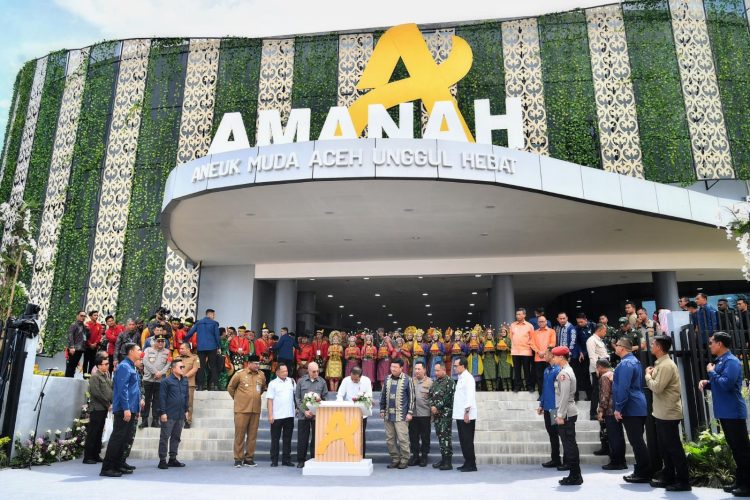 Presiden Jokowi Resmikan Gedung AMANAH Youth Creative Hub yang Diinisiasi BIN di Aceh