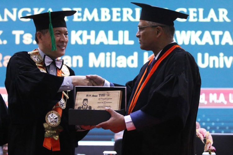 USK Beri Gelar Doktor Honoris Causa ke Prof Abdul Khalil Shawkataly