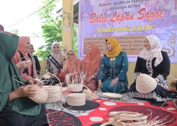 Dekranasda Aceh Apresiasi Pengrajin Rotan di Gampong Kueh Lhoknga