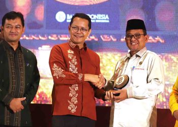 Kemenag Aceh Terima Anugerah Mitra Edukasi Cinta Bangga Paham Rupiah Terbaik dari BI