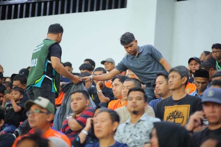 Pegadaian Liga 2, Ajak Suporter Persiraja Jaga Kebersihan Stadion