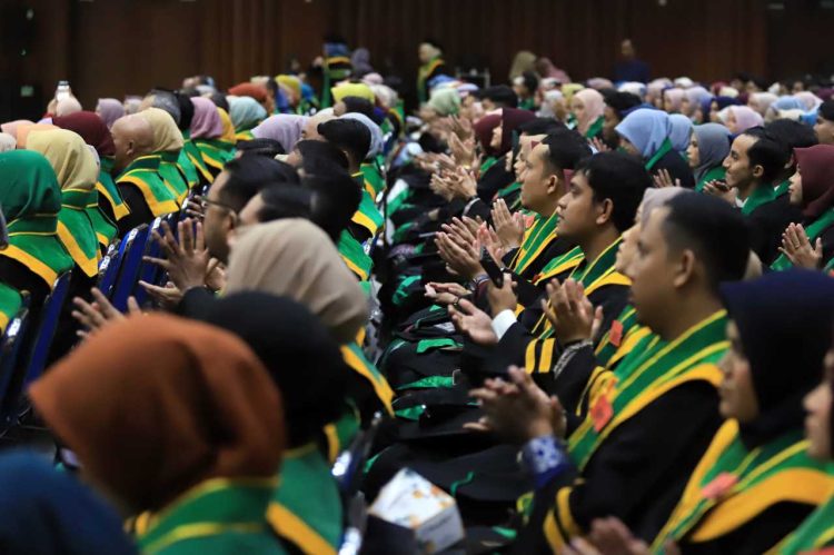 Universitas Syiah Kuala Wisuda 2.576 Lulusan, Dua di Antaranya Asal Thailand