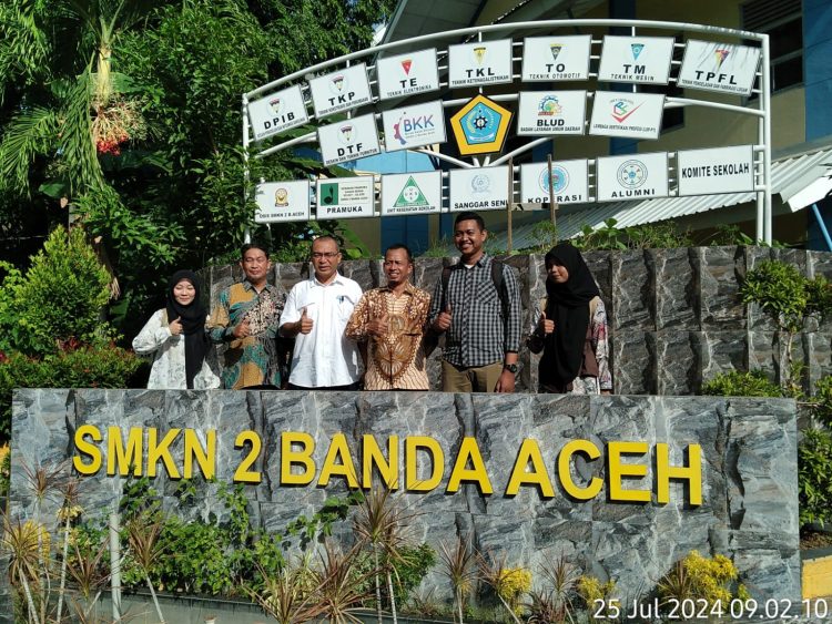 Dosen USK Luncurkan Sistem Digital untuk Manajemen Guru dan Siswa di SMK Negeri 2 Banda Aceh