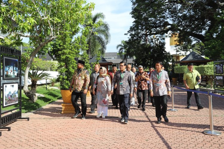 aceh international forum 2024 bahas isu kemanusiaan dihadiri delegasi 8 negara