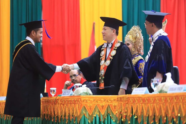 USK Wisuda 473 Lulusan Program Pendidikan Profesi Guru