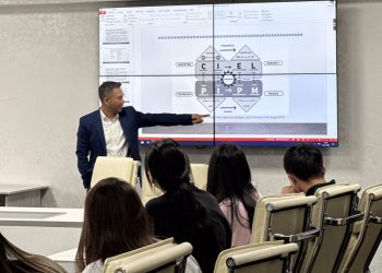 Dosen Unimal Beri Kuliah Tamu di Kazakhstan