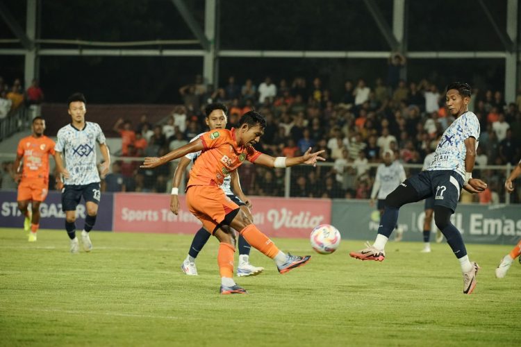 Persiraja Kalah di Kandang Sendiri dari PSPS pekanbaru