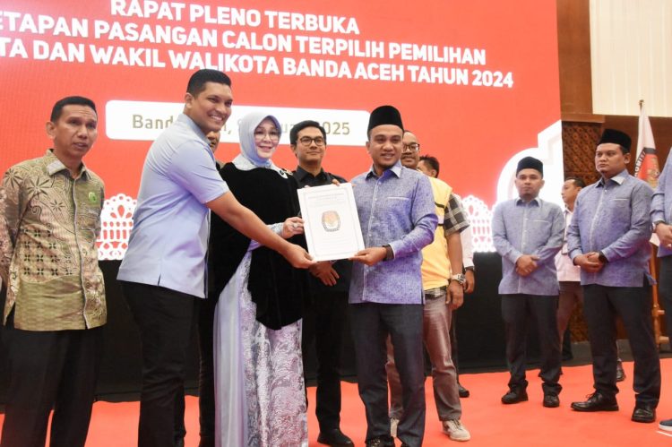 KIP Banda Aceh Tetapkan Illiza dan Afdhal Paslon Terpilih