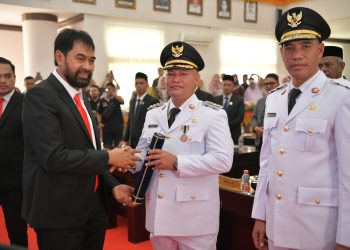 Bupati Aceh Utara Dilantik, Mualem Ajak Bersinergi Majukan Daerah
