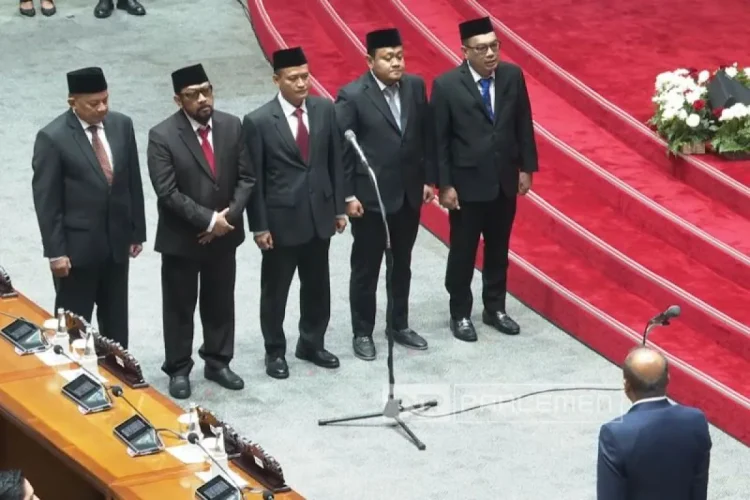 HT Ibrahim Dilantik Jadi Anggota DPR RI PAW, Bersama 4 Anggota Lainnya