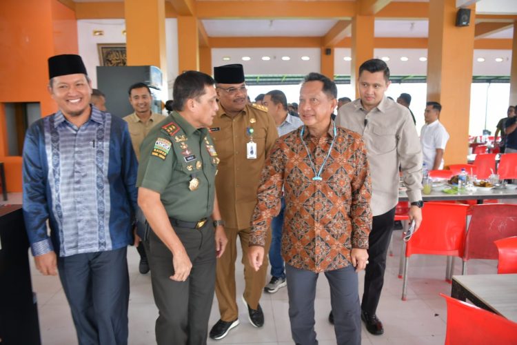 Mendagri Tiba di Aceh untuk Pelantikan Muzakir Manaf dan Fadhlullah