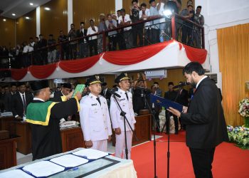Pesan Muzakir Manaf saat Lantik Safwandi dan Muslem sebagai Bupati-Wabup Aceh Jaya