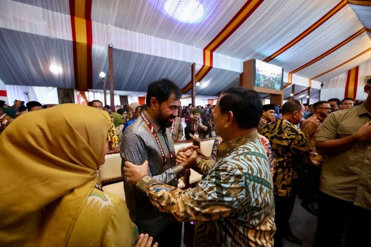 Presiden Prabowo Bangga dengan Mualem Jadi Gubernur Aceh