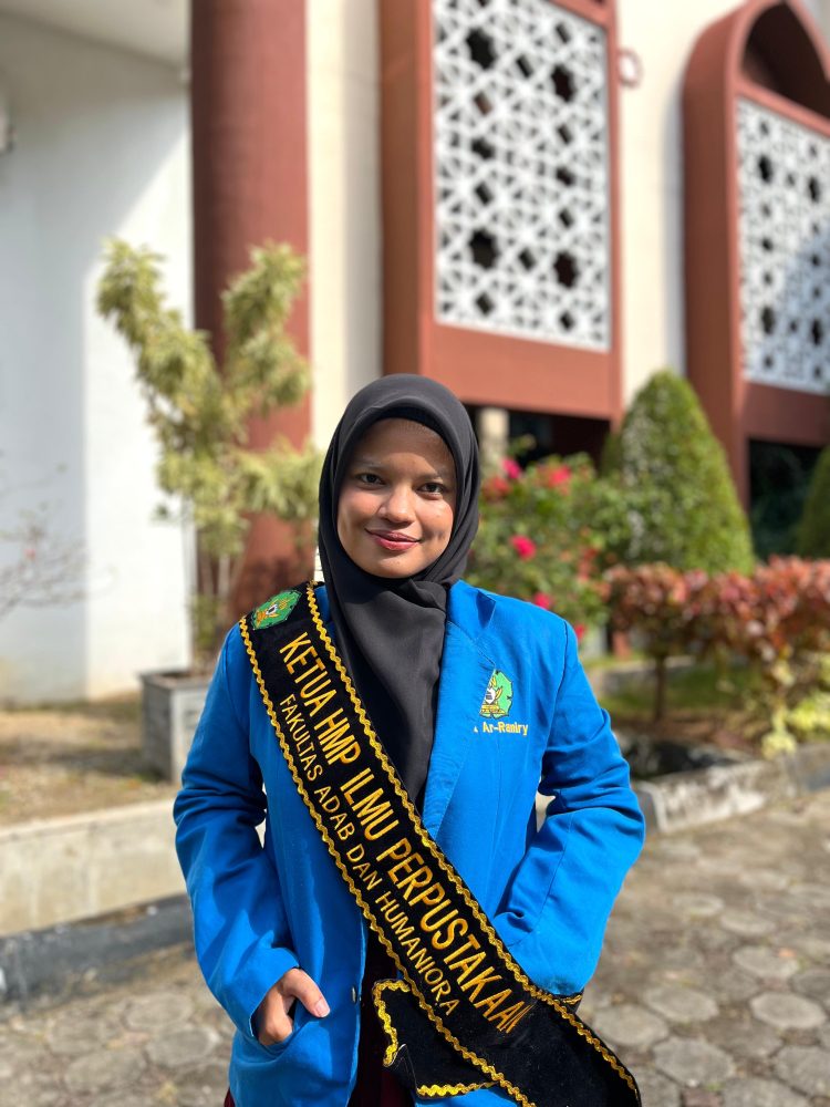 Dara Amelia Putri, Pemimpin Perempuan di HMP-IP FAH UIN Ar-Raniry