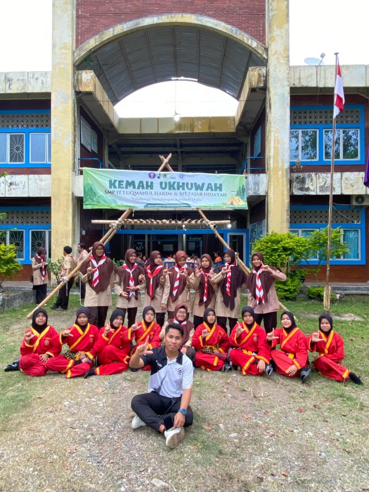 Lukmanul Hakim dan Fajar Hidayah Gelar Kemah Ukhuwah untuk Penguatan Karakter