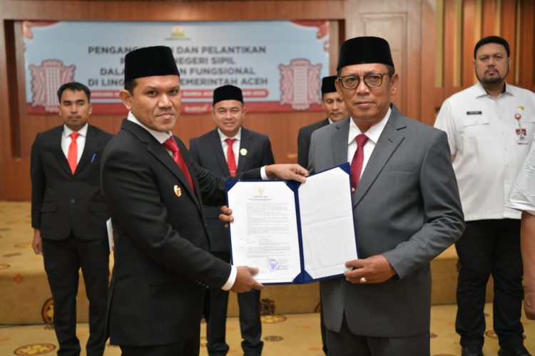 Wagub Aceh Lantik 47 Pejabat Fungsional, Alhudri Ditunjuk Sebagai Plt Sekda