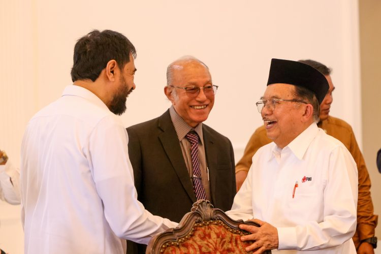 Usai Dilantik, Mualem Langsung Lakukan Serangkaian Kegiatan sebagai Gubernur Aceh