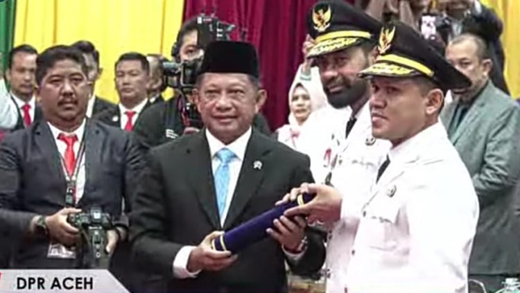 Muzakir Manaf dan Fadhlullah Resmi Jabat Gubernur dan Wagub Aceh 2025-2030