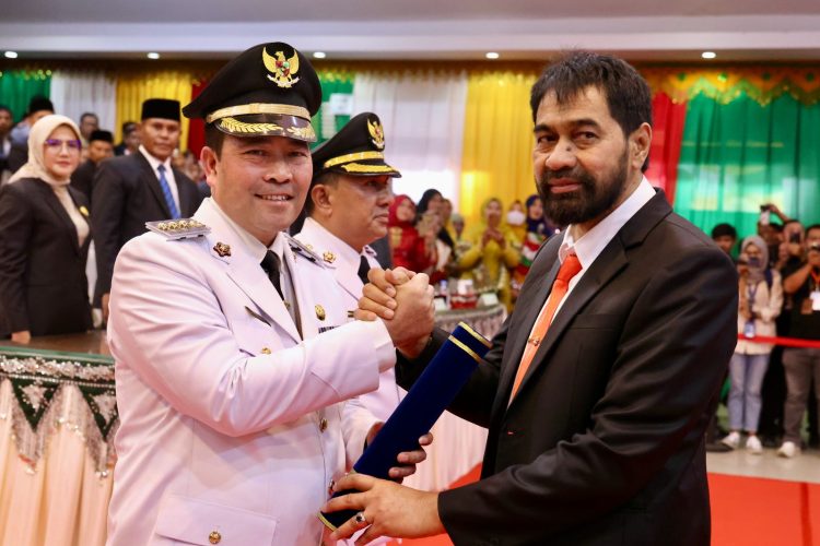 Haili Yoga dan Muchsin Hasan Dilantik sebagai Bupati-Wakil Bupati Aceh Tengah