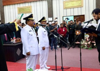 Gubernur Muzakir Manaf Lantik Bupati dan Wakil Bupati Aceh Singkil