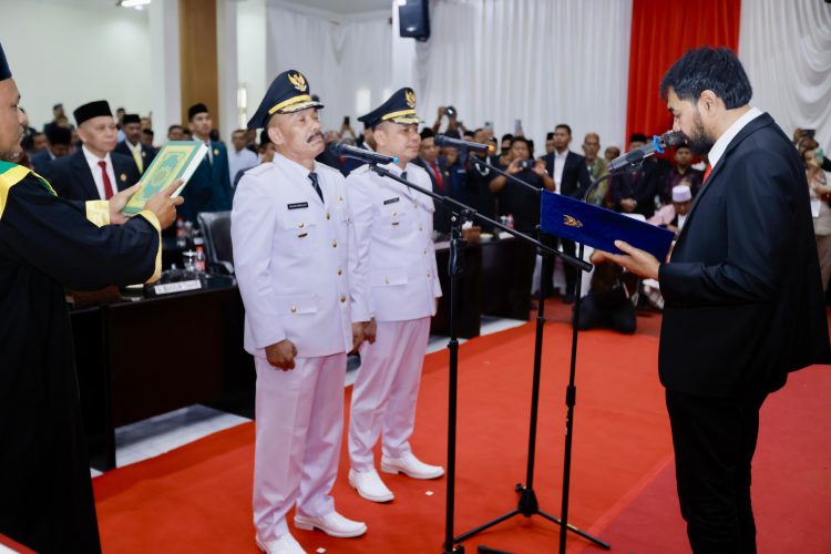 Sarjani-Alzaizi Resmi Jadi Bupati dan Wakil Bupati Pidie 2025-2030