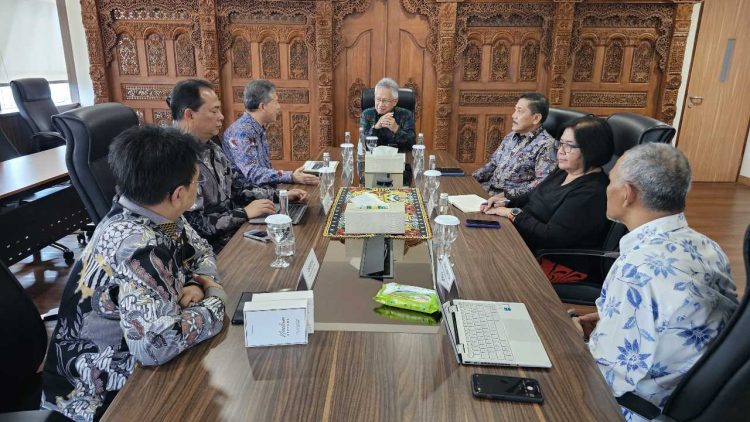 Rektor USK Bertemu Menteri Diktisaintek