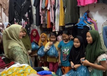 ISNU Aceh Berbagi Baju Lebaran untuk Anak Yatim di Daerah Pedalaman