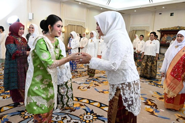 Istri Wakil Presiden Lantik Marlina Usman Jadi Ketua Dekranasda Aceh