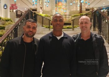 Patrick Kluivert dan Jordi Cruyff Tiba di Indonesia jelang Timnas vs Australia dan Bahrain