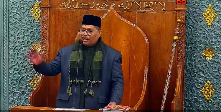Menanamkan Keteladanan dalam Keluarga dan Masyarakat