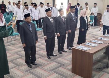 Kakanwil Kemenag Aceh Lantik Lima Pejabat Eselon III