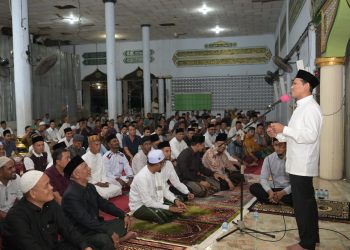 Wagub Aceh Fadhlullah Safari Ramadhan di Masjid Besar Peusangan