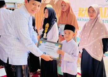 43 Santri Dayah MAHIA Diwisuda, Program Ramadhan Ceria Sukses Digelar