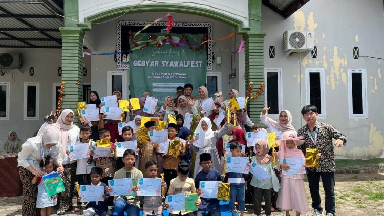 Mahasiswa KPM Lambada Peukan Gelar Gebyar Syawal Fest dengan Aneka Perlombaan