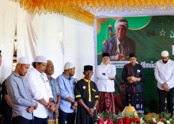 Mualem Hadiri Haul ke-4 Abu Usman, Siap Bantu Pembangunan Masjid Seribu Tiang