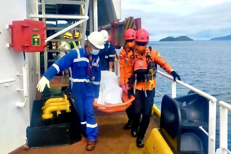 Basarnas Banda Aceh Evakuasi Jenazah ABK Kapal Yunani di Perairan Selat Benggala