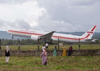 Pesawat Garuda Indonesia Terbangkan 392 Jemaah Haji Aceh Kloter 3 Menuju Tanah Suci