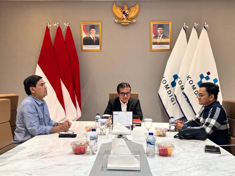 Rektor UIN Ar-Raniry Temui Wamen Komdigi Nezar Patria Bahas Kolaborasi Menuju World Class University