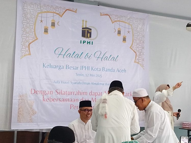 IPHI Banda Aceh Gelar Halal bi Halal dan Peusijuek Jamaah Calon Haji