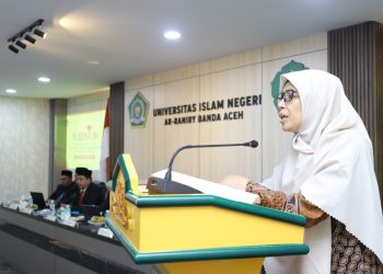 Yudisium Fakultas Adab dan Humaniora UIN Ar-Raniry, Suraiya Sampaikan Orasi Ilmiah ‘Sarjana Berfitrah’