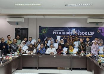 24 Dosen UIN Ar-Raniry Lulus Sertifikasi Asesor Kompetensi BNSP