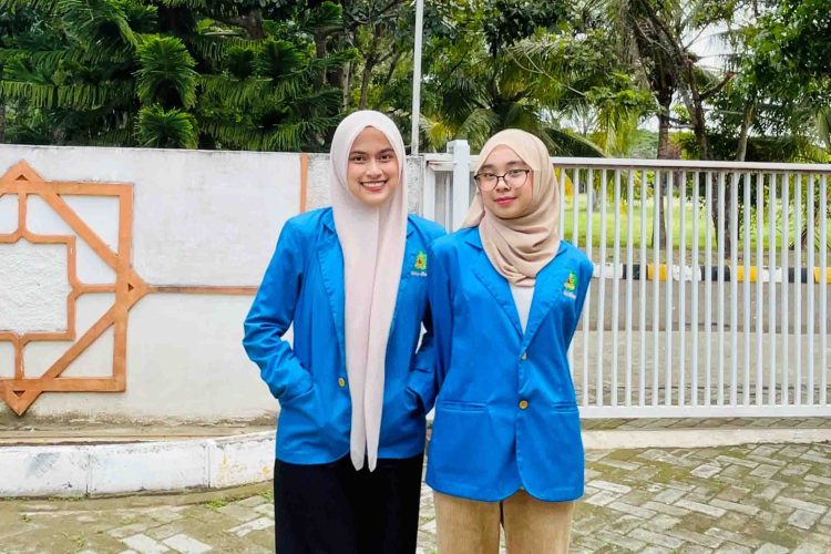 Fathiya dan Cut Fadhilah, Dua Mahasiswi PBI UIN Ar-Raniry Terpilih Ikuti Summer School di NUS Singapura