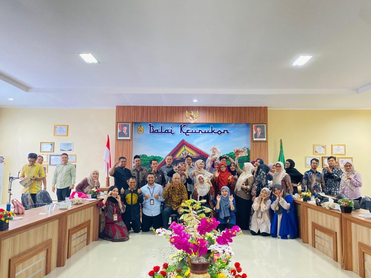 Pemerintah Kota Banda Aceh melalui Sekretariat Daerah Kota menggelar pelatihan bertajuk Kabupaten/Kota HAM (Human Rights Cities) yang berlangsung di Balai Keurukoen, Selasa, 17 Juni 2025.