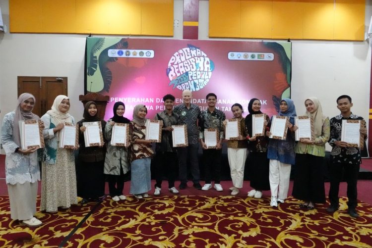 Beasiswa Peduli Orangutan, 12 Mahasiswa Gen Z Aceh-Sumut Disiapkan Jadi Pemimpin Konservasi